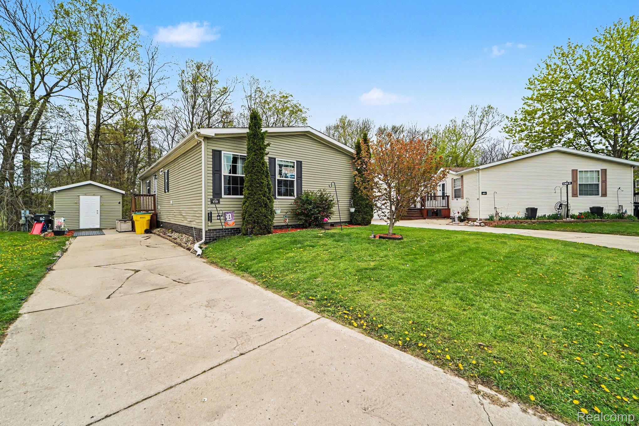 1031 Falstaff Circle — photo