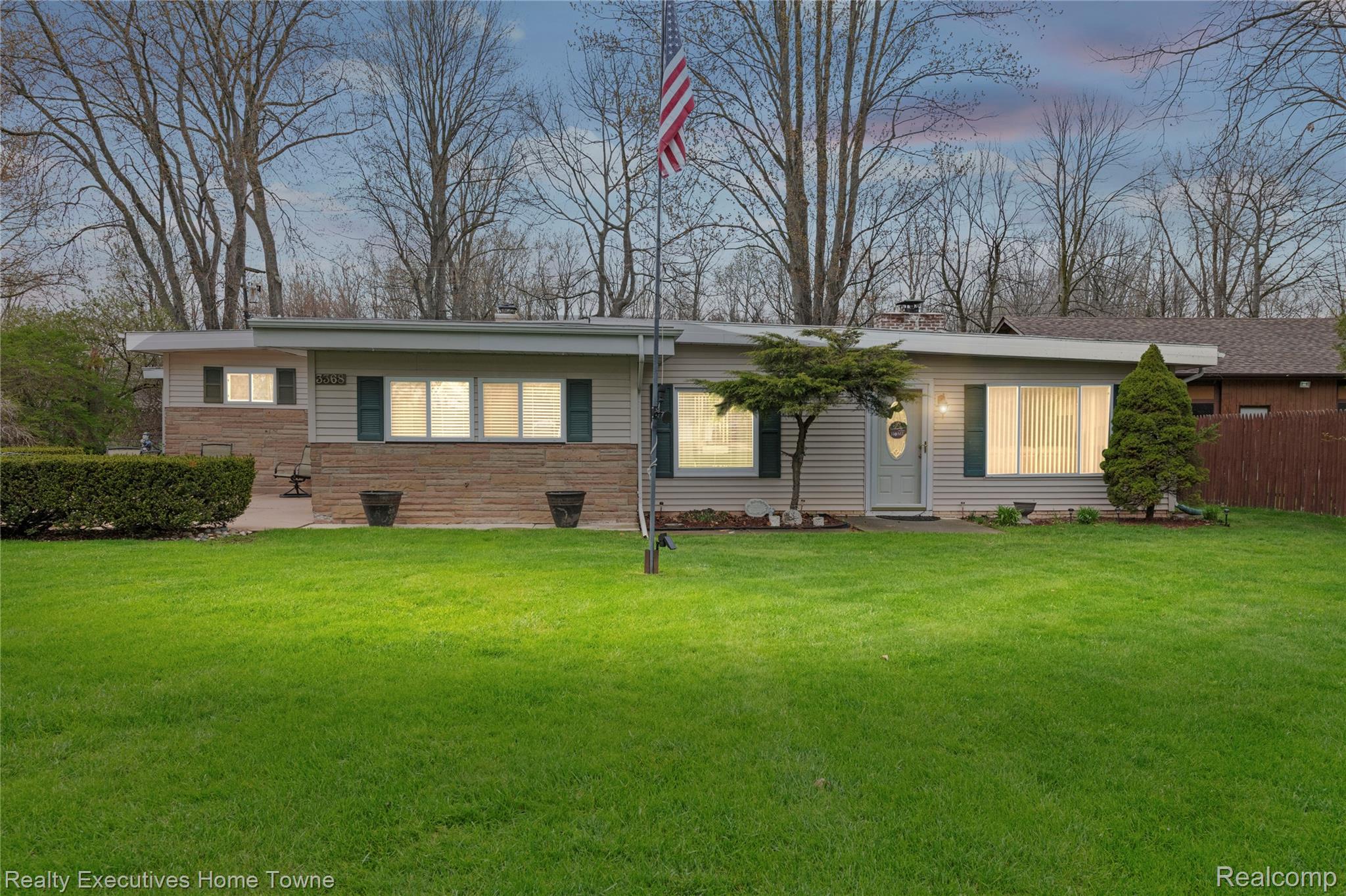 3368 Clyde Drive — photo