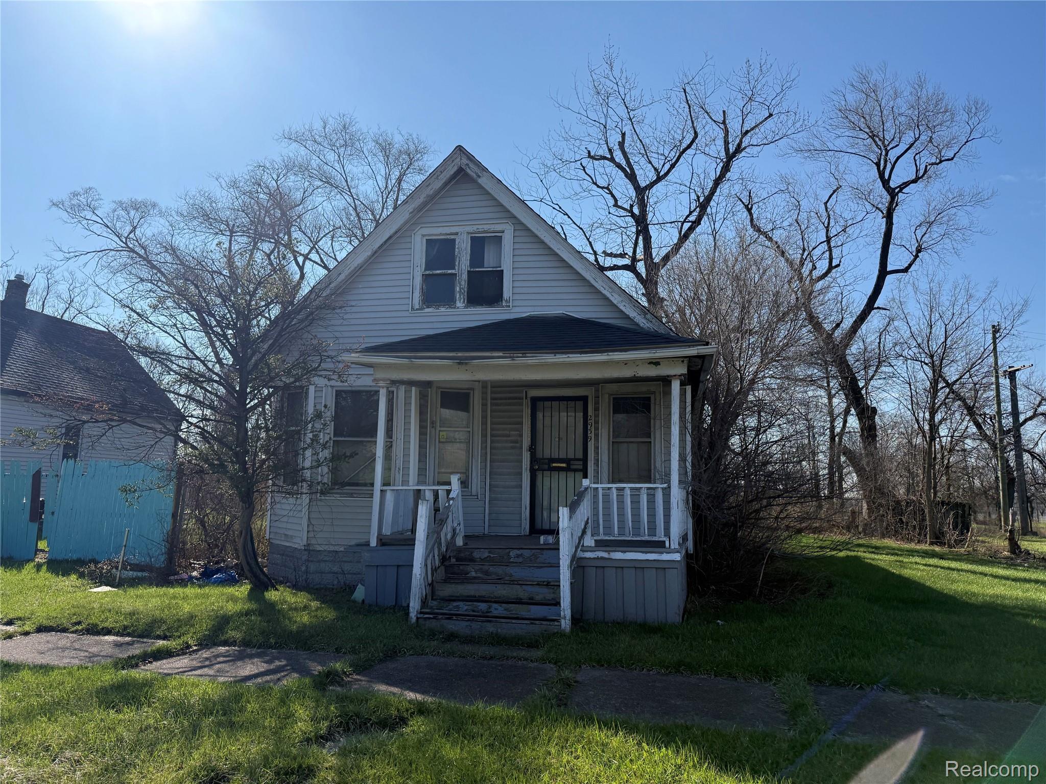 2939 Merrick Street — photo