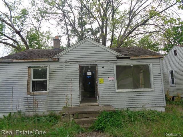 15772 Chatham Street — photo