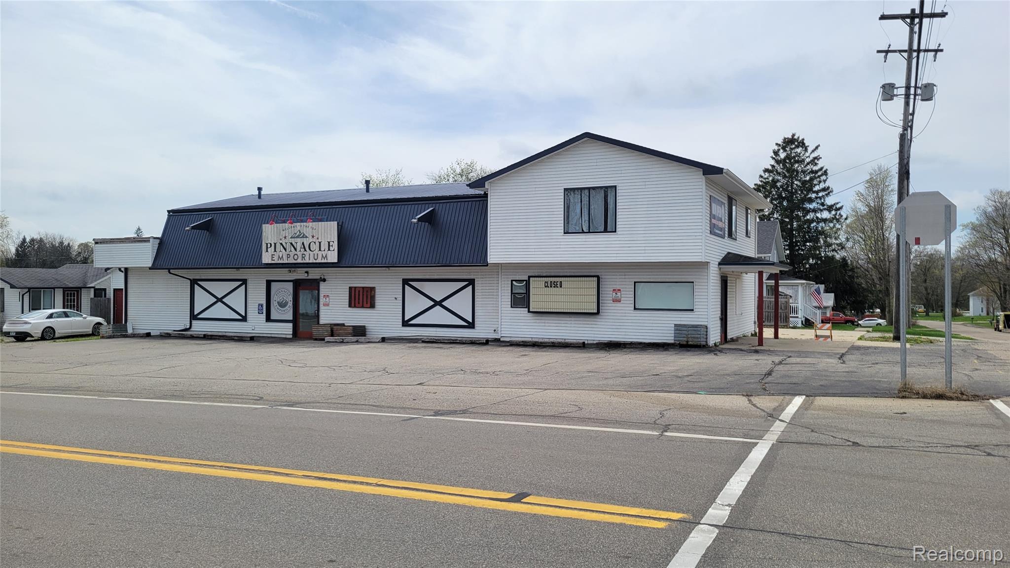 200 W Main Street W Main Street — photo