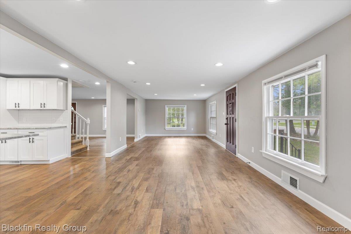 1415 John R Road, Rochester Hills, MI 48307 — photo 2