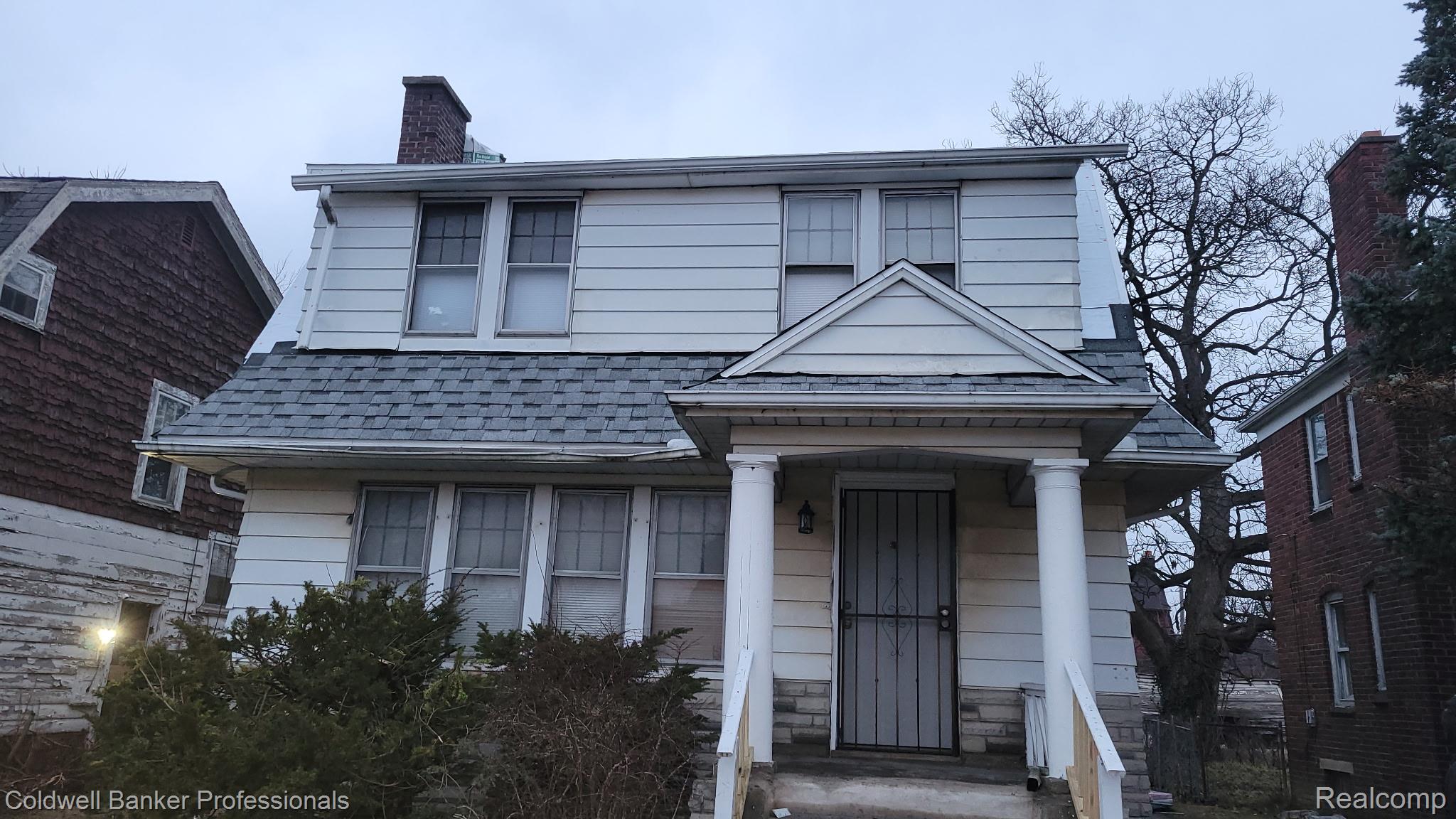 13910 Wisconsin Street — photo
