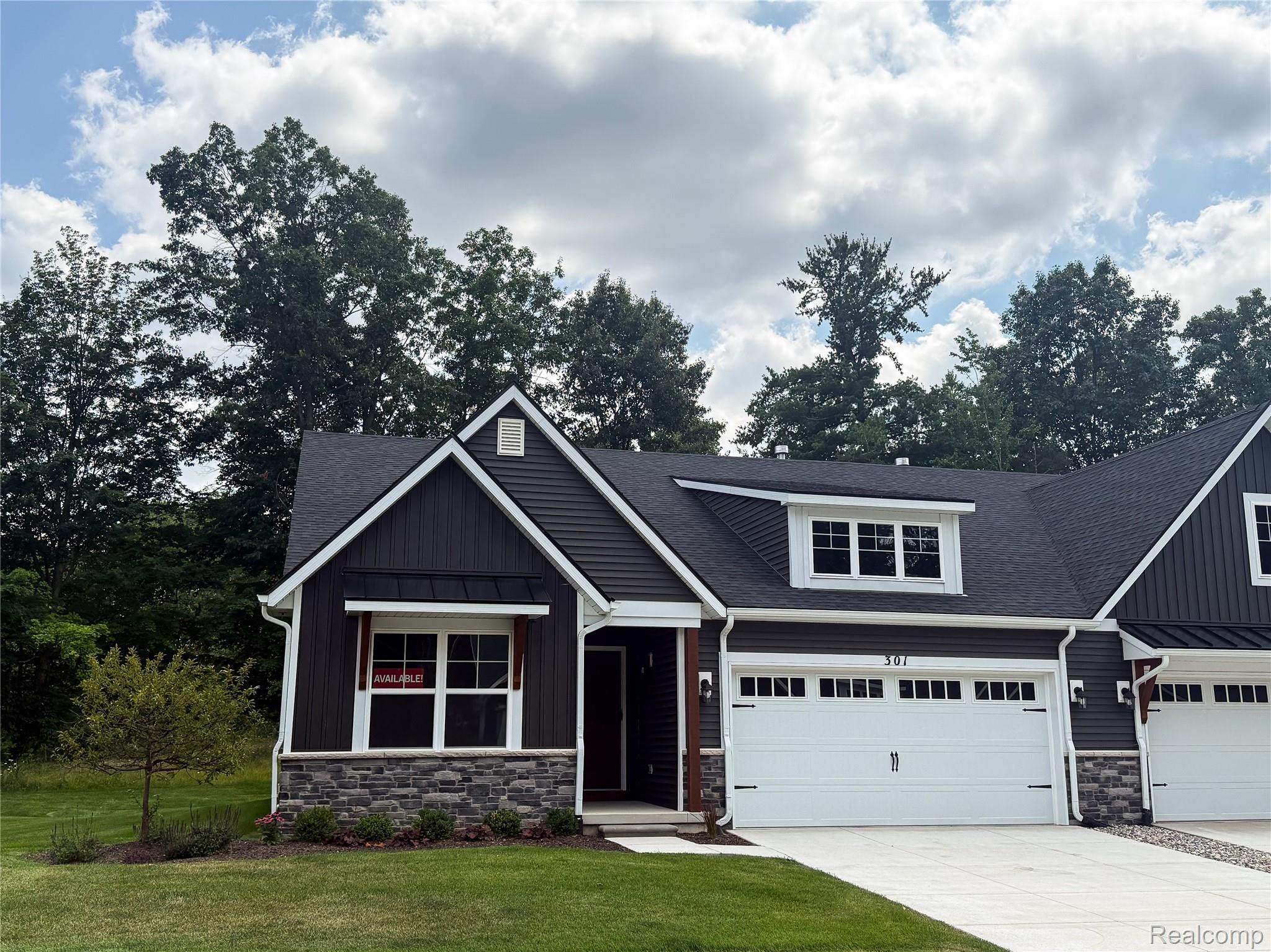 301 Canyon Creek Court 28 — photo