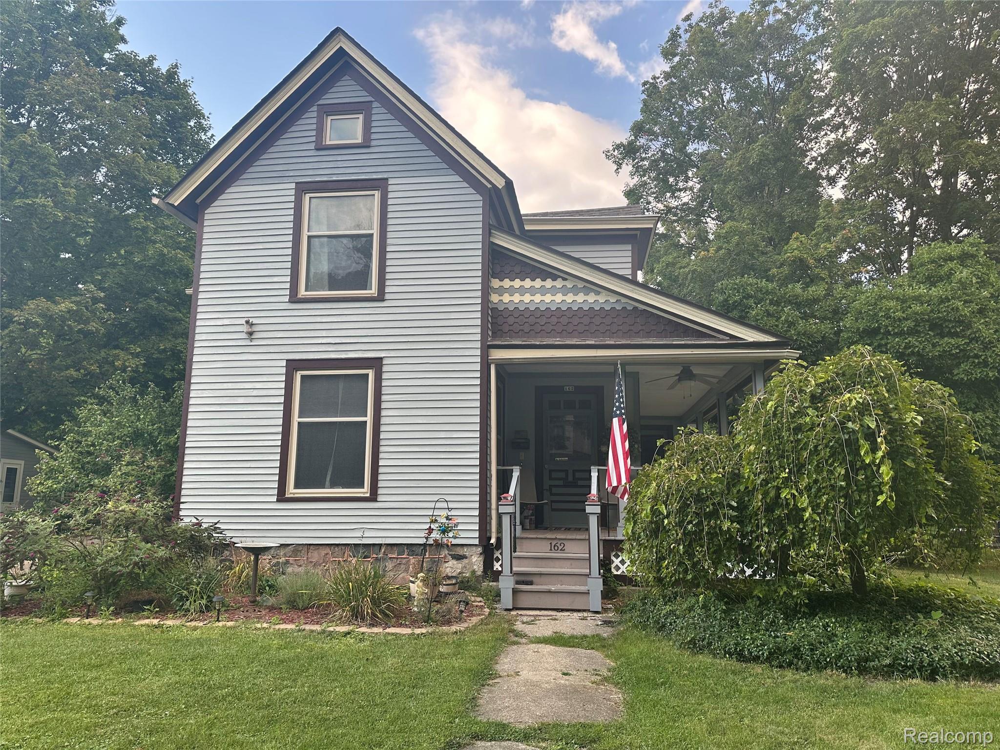 162 Church Street — photo