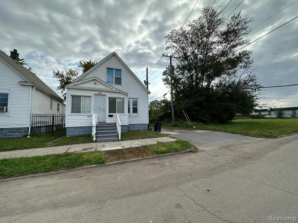 334 Cavalry Street — photo