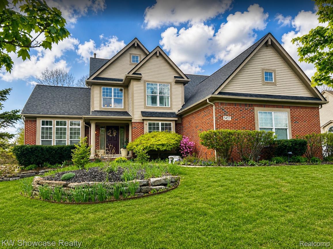 5457 Shelton Drive — photo