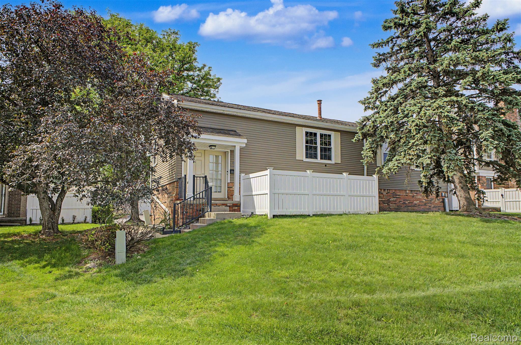 20872 E Glen Haven Circle 30 — photo