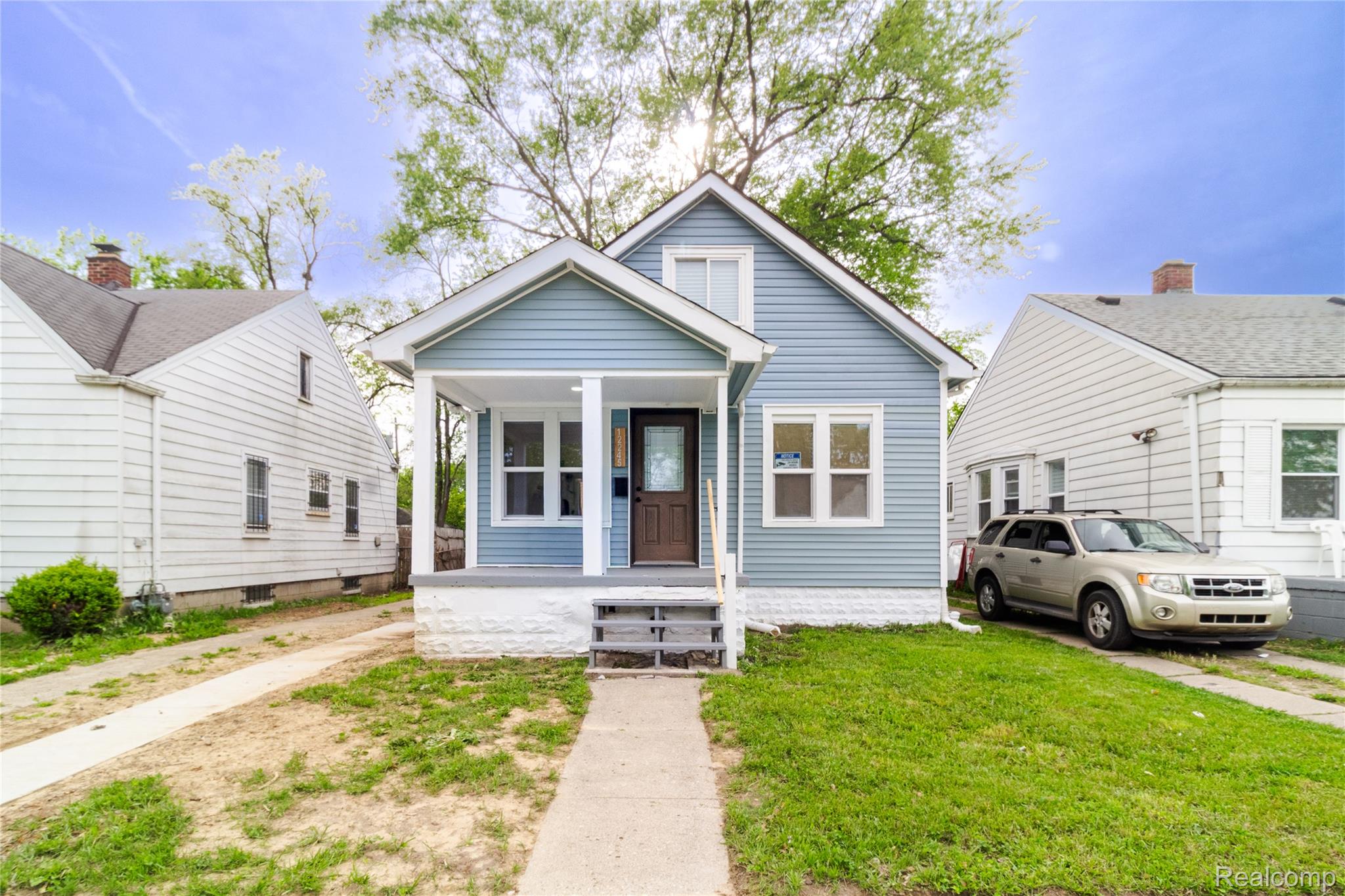 12245 Abington Avenue — photo