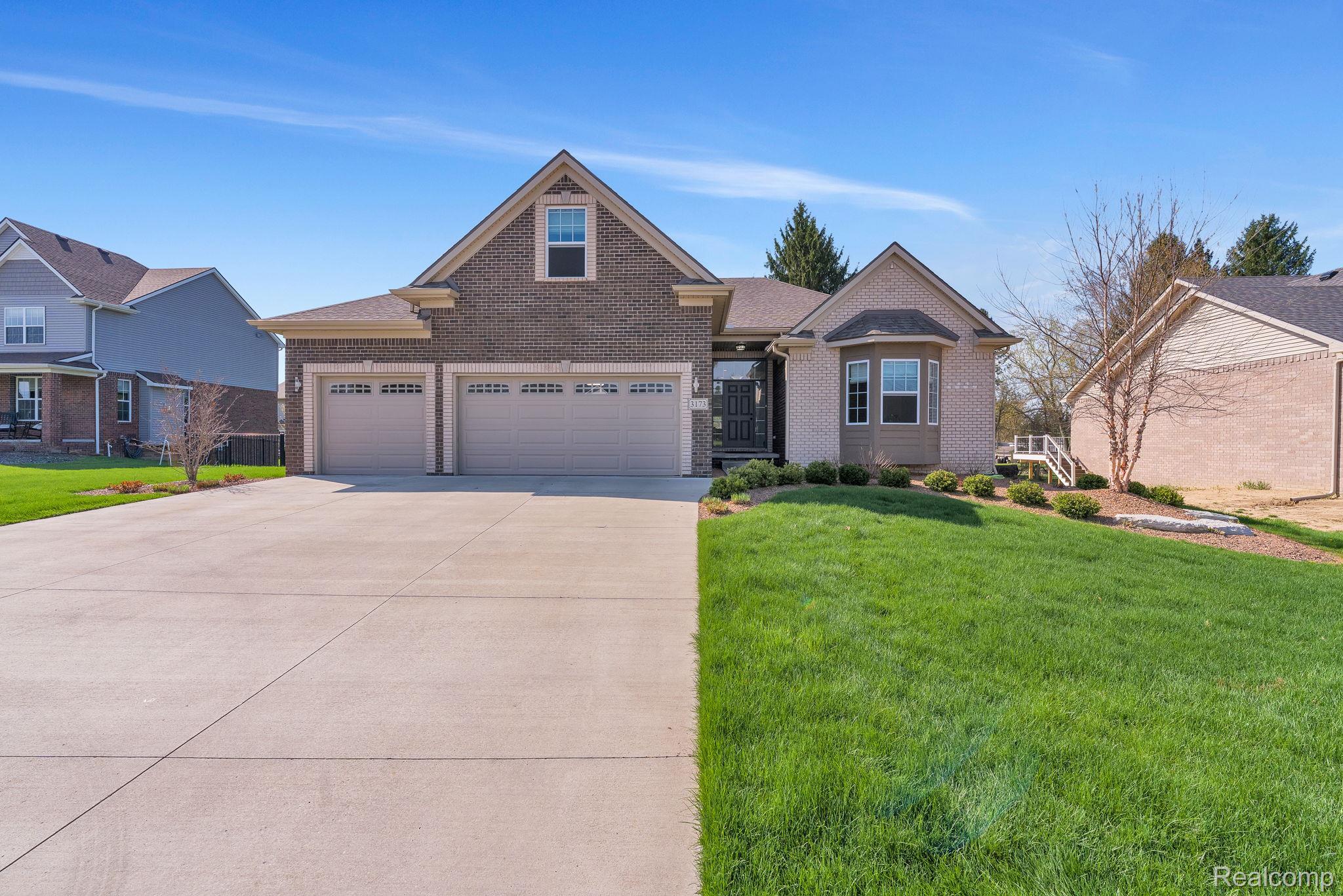 3173 Roma Court — photo