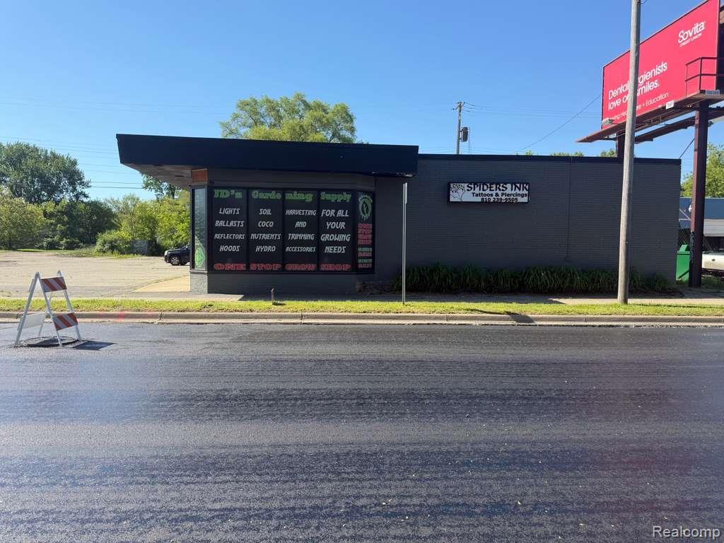 3430 Davison Road 1 — photo
