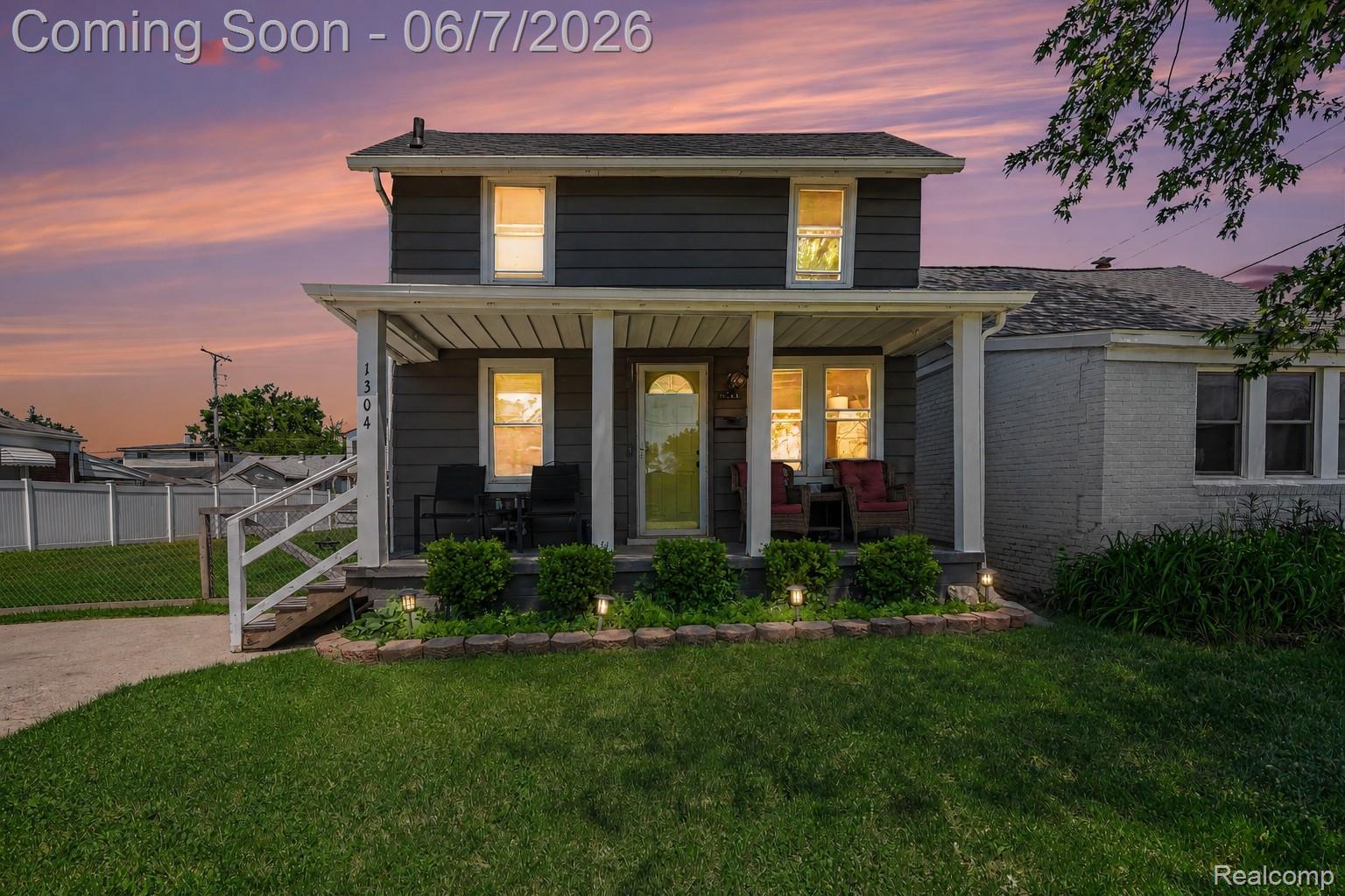 1304 Stewart Avenue — photo