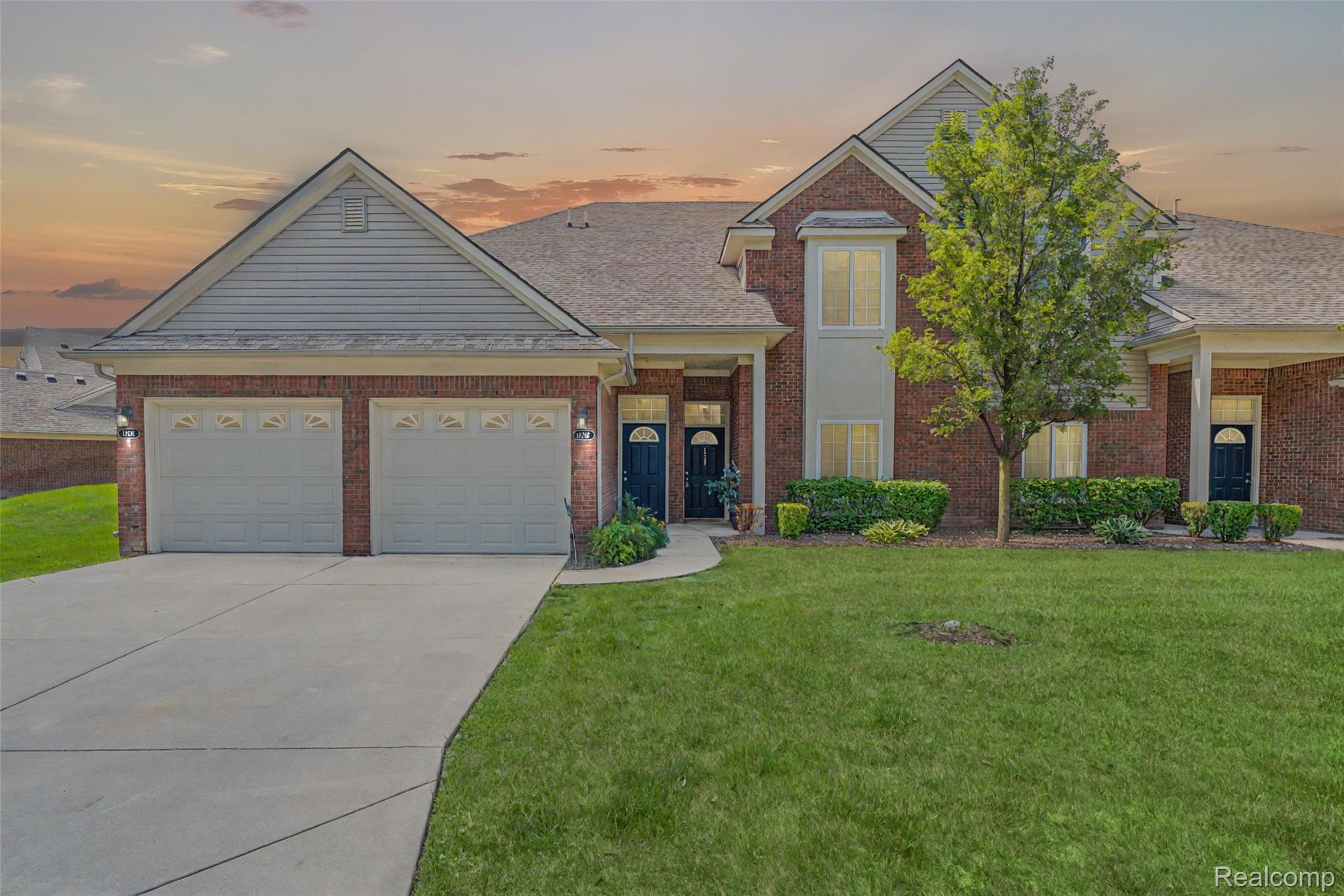 14350 Shadywood Drive — photo