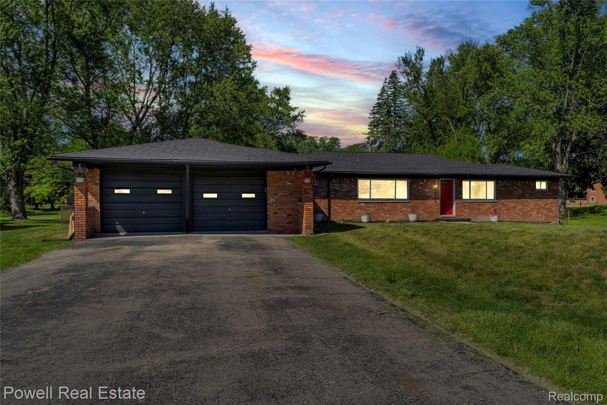 24139 Philip Drive — photo
