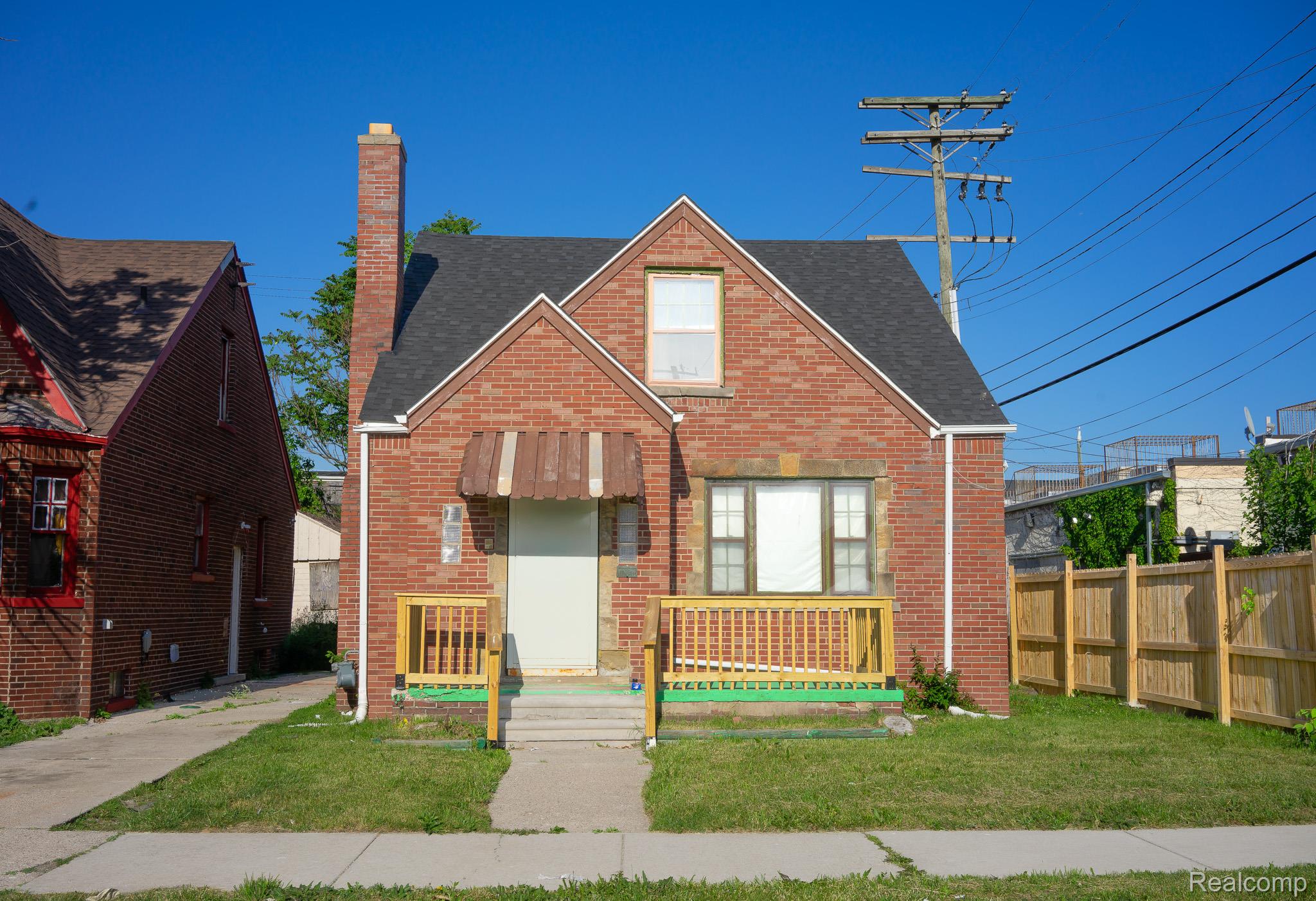 19126 Stotter Street — photo