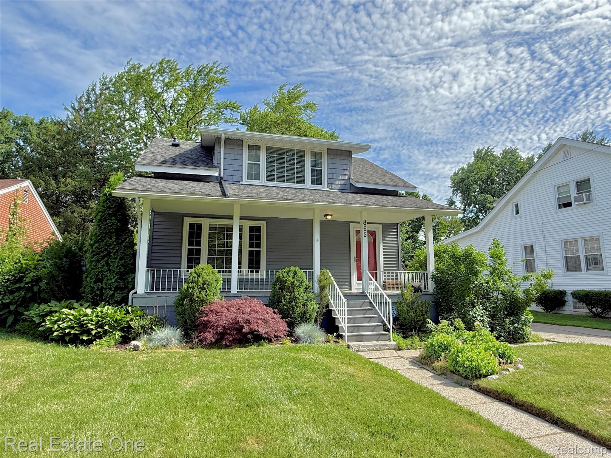 865 Grant Avenue — photo