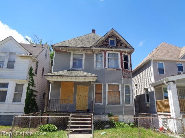 6031 Crane Street — photo