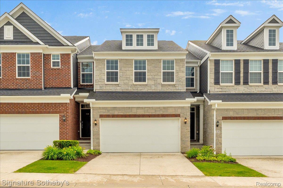 319 Strawberry Drive — photo