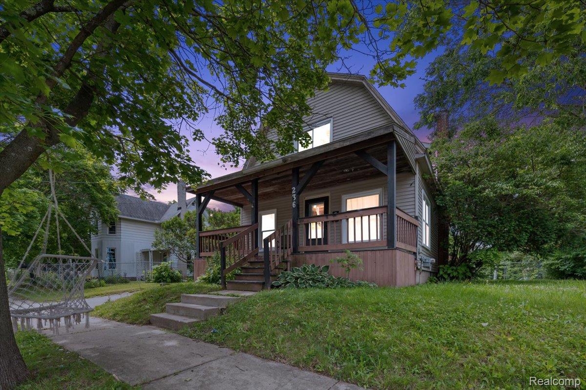 236 Lynn Street — photo