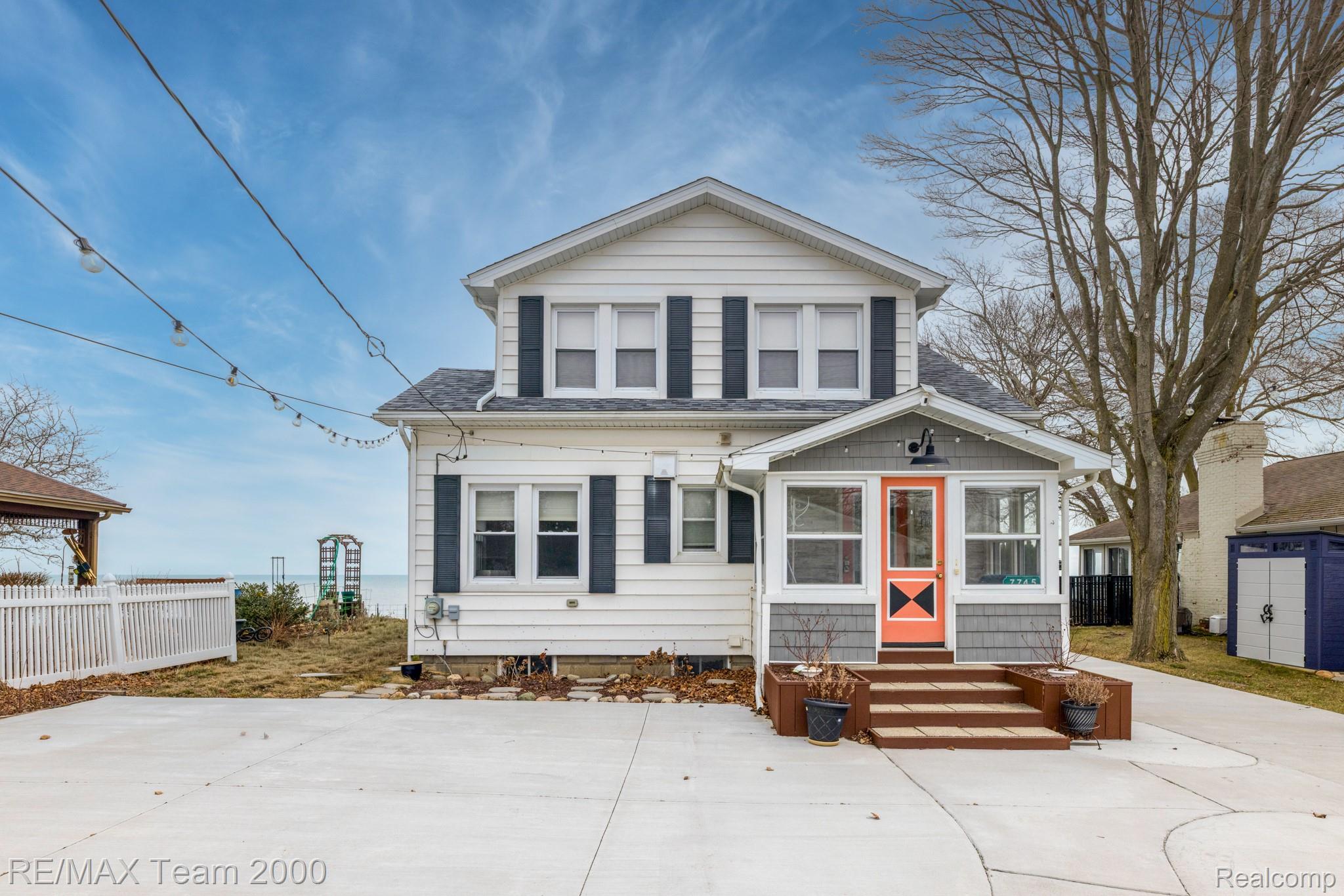 7745 Lakeview Drive — photo