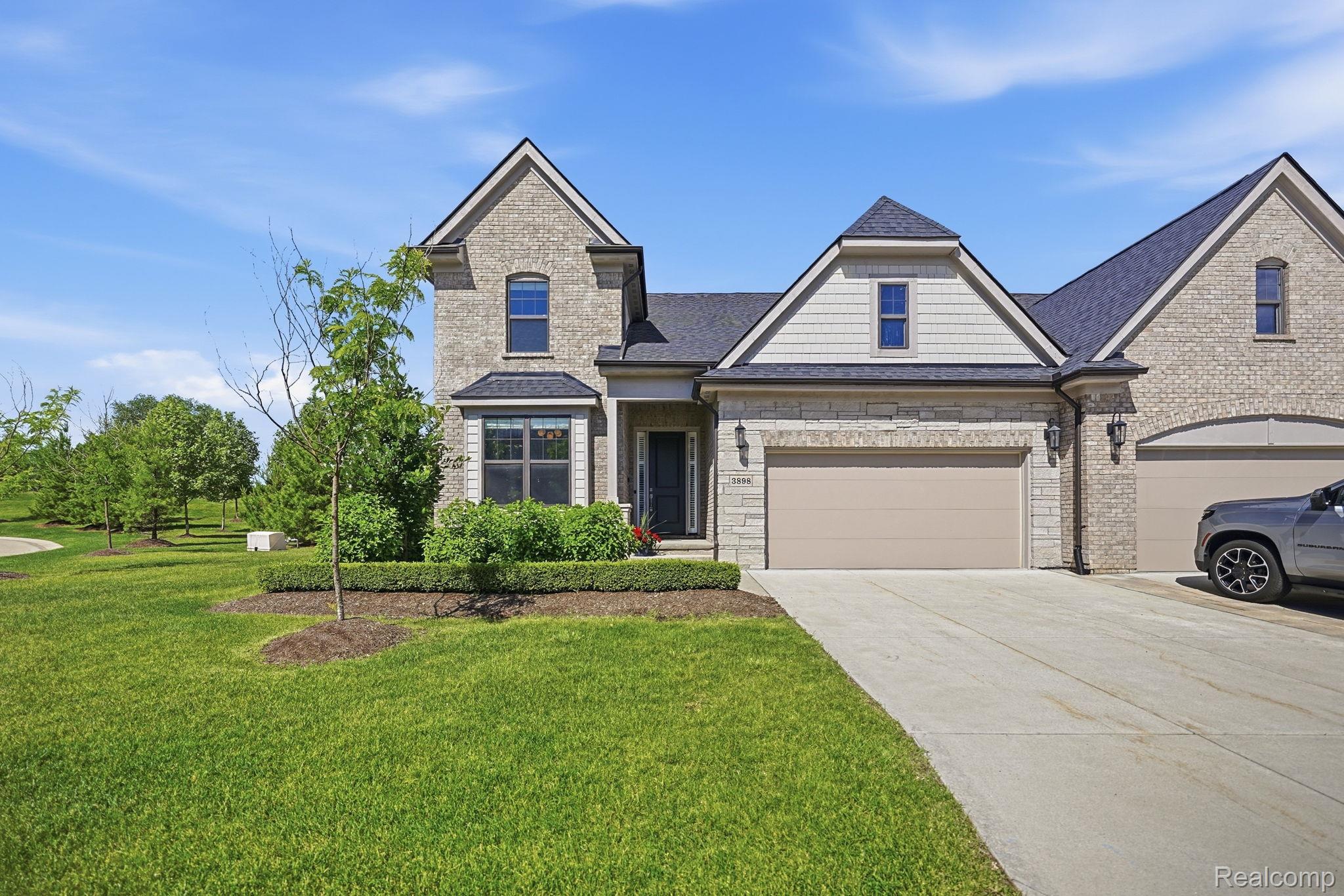 3898 Albatross Court — photo