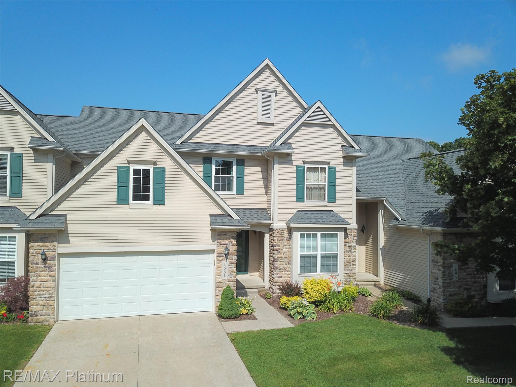 1661 Sanctuary Circle — photo