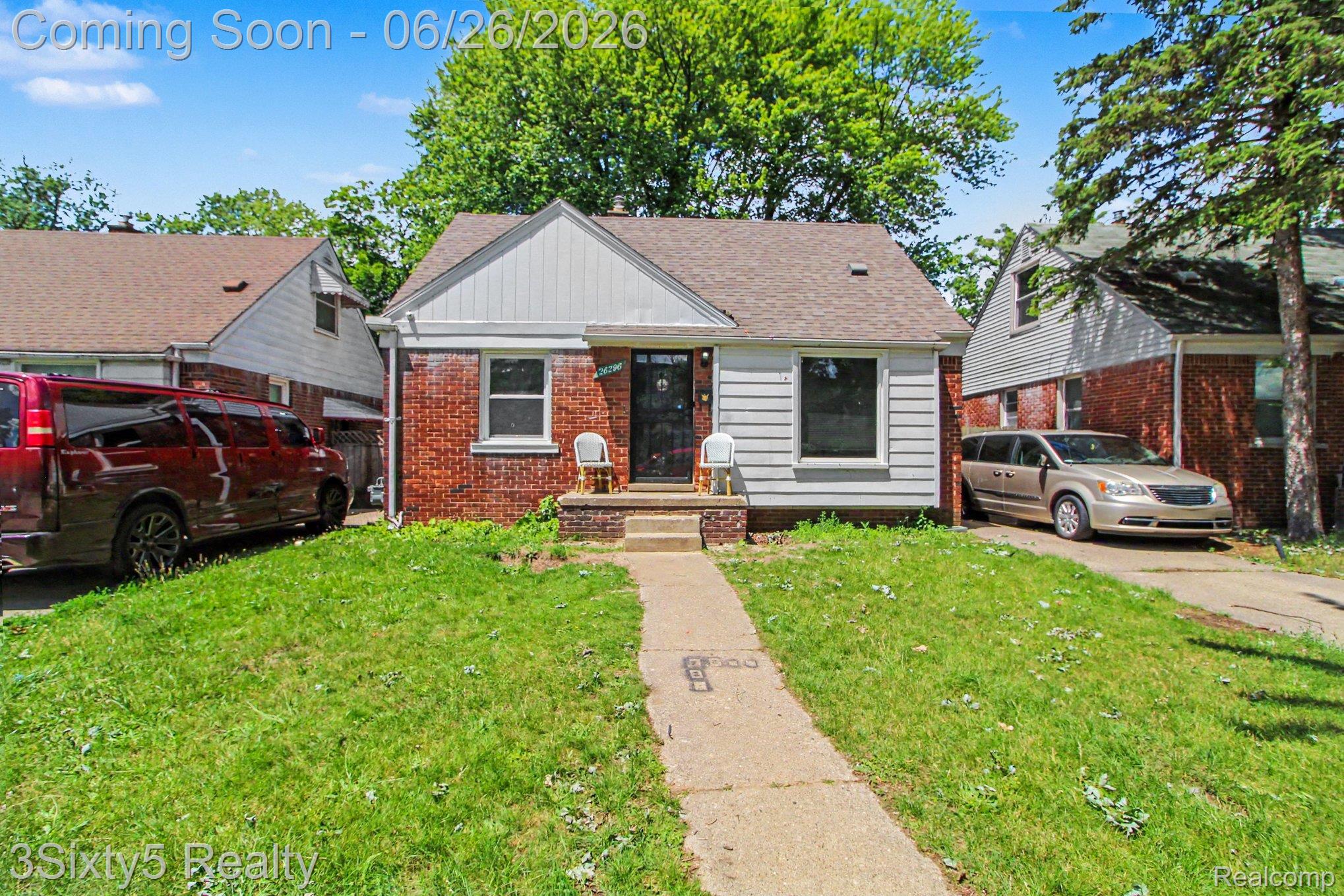 26296 Oakland Street — photo