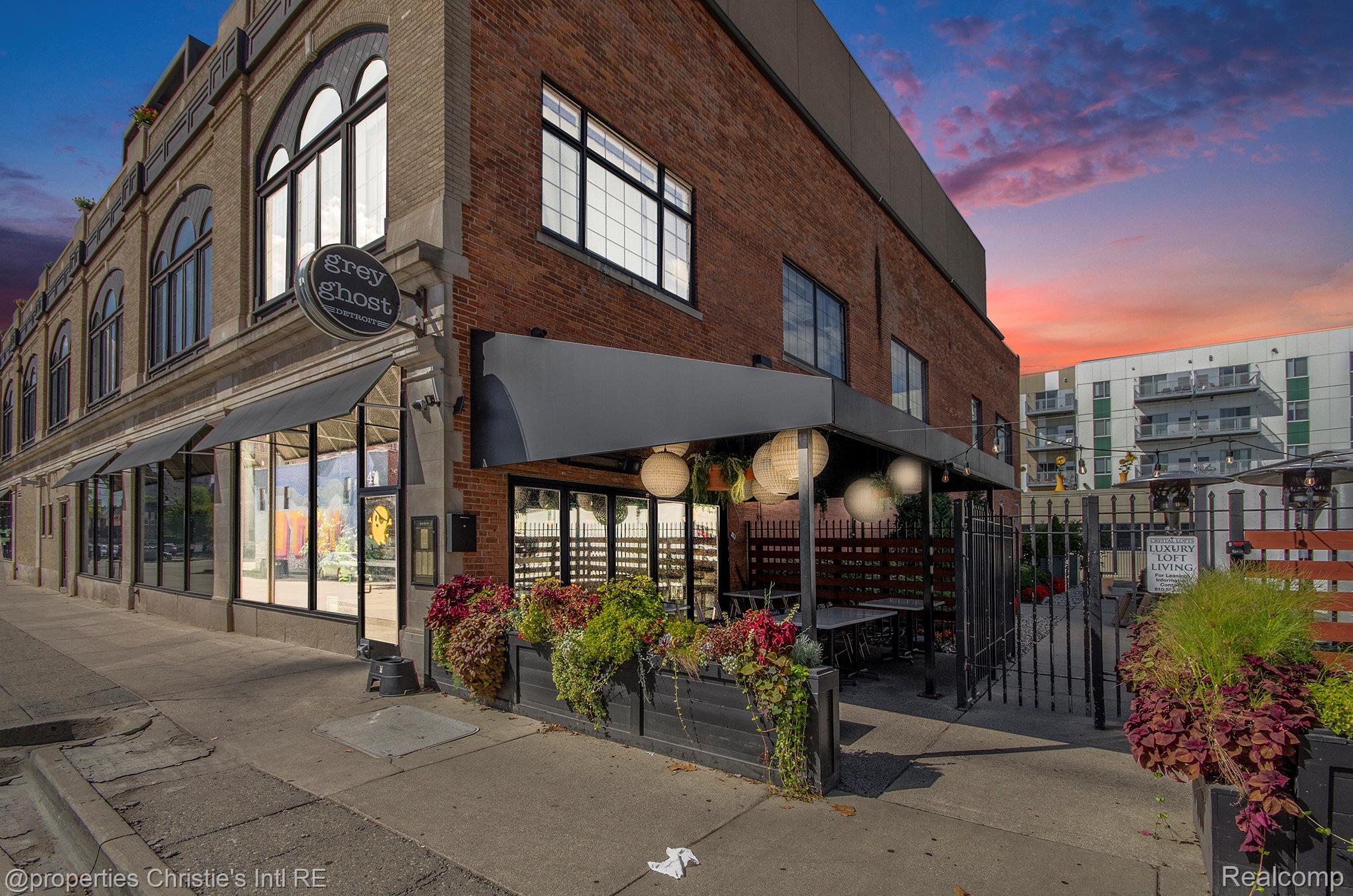 3100 Woodward Avenue 202 — photo