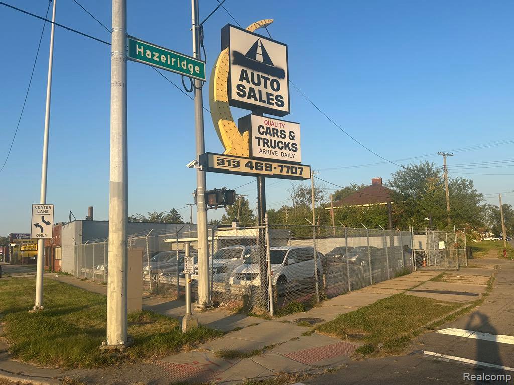 13400 Gratiot Avenue — photo
