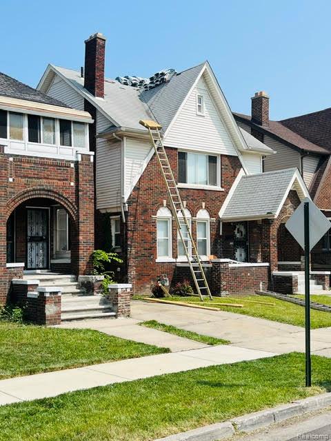 3260 Pasadena Street — photo