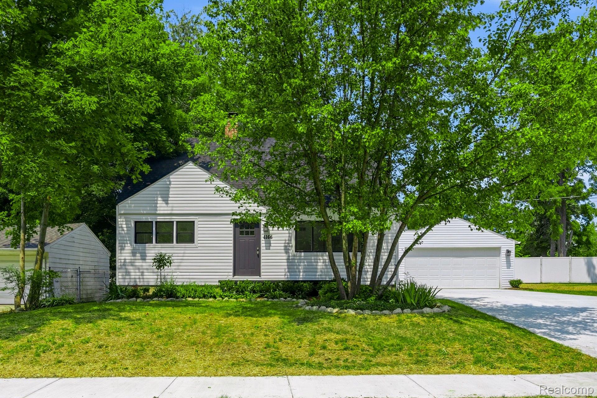 4166 Grayton Drive — photo