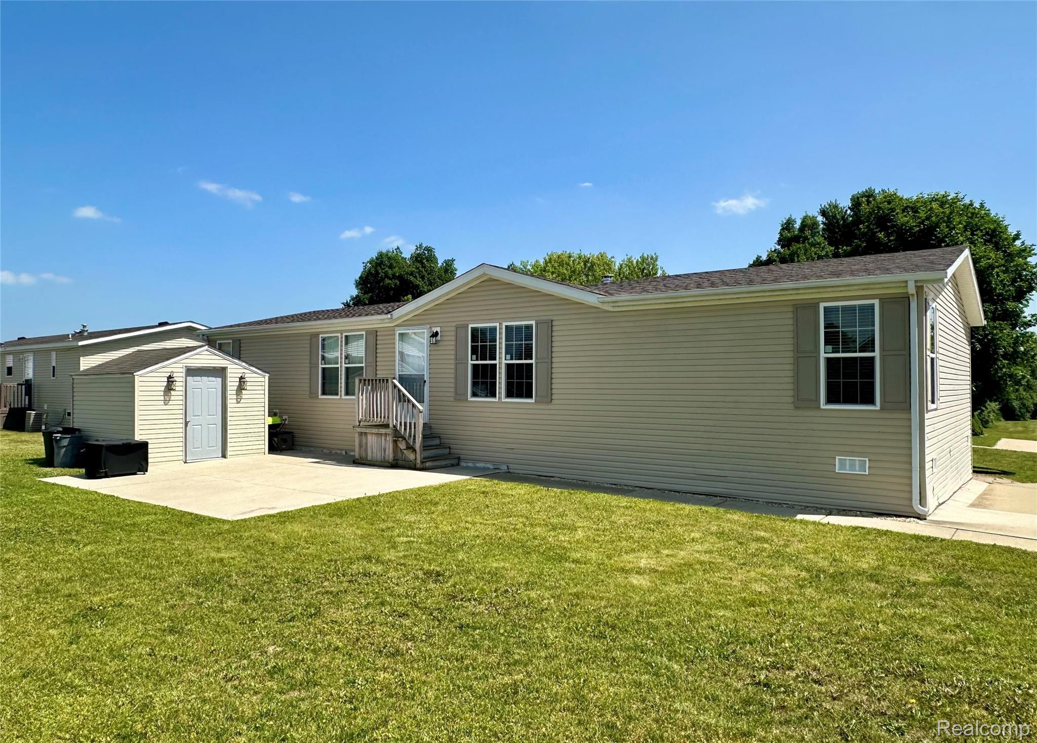 11211 Nearbrook Court — photo