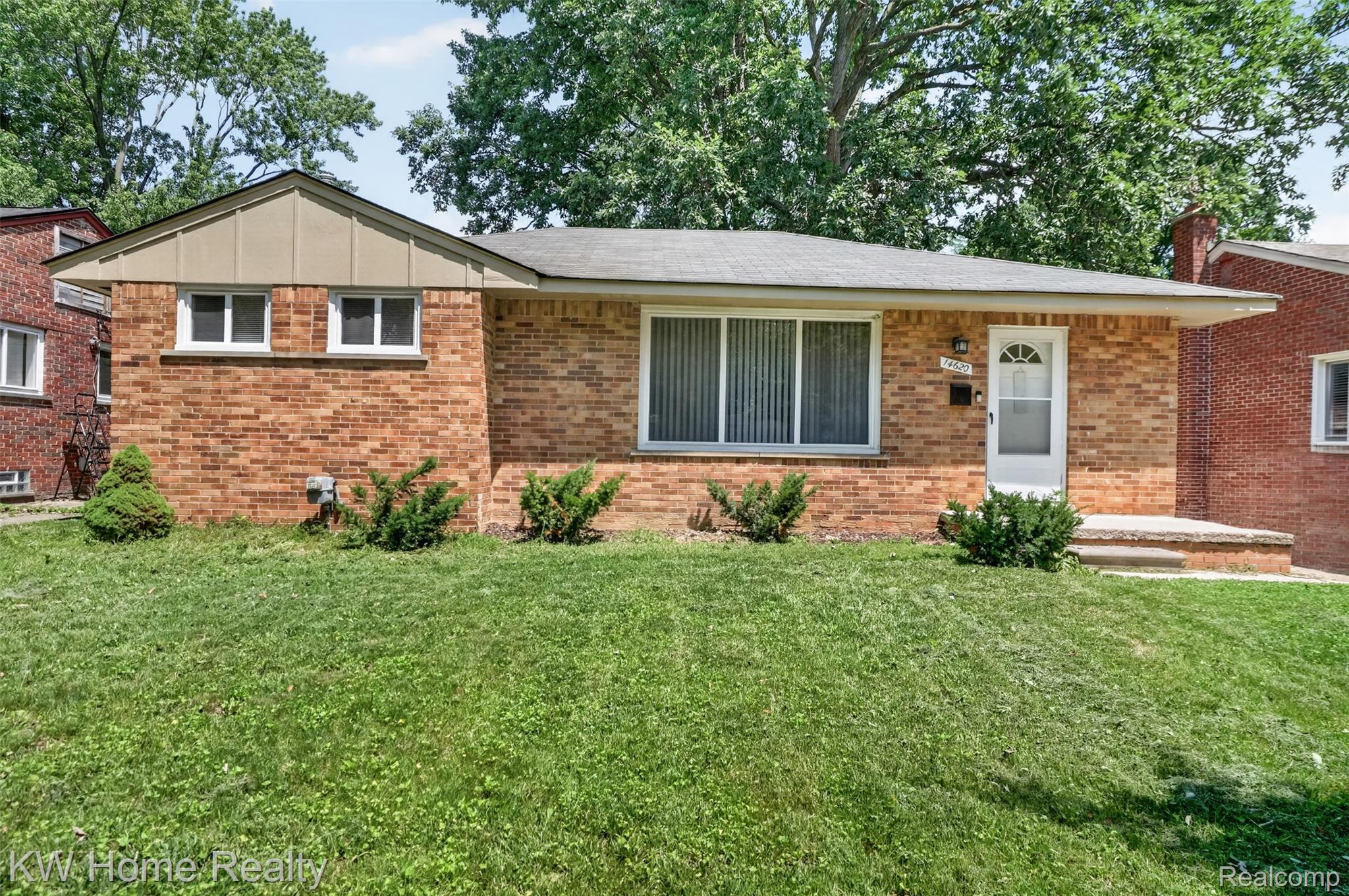 14620 Pearson Street — photo