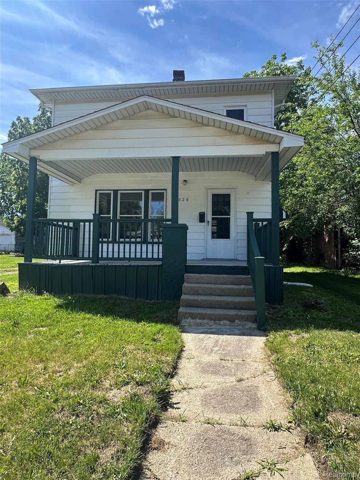 826 E Mount Morris Street — photo