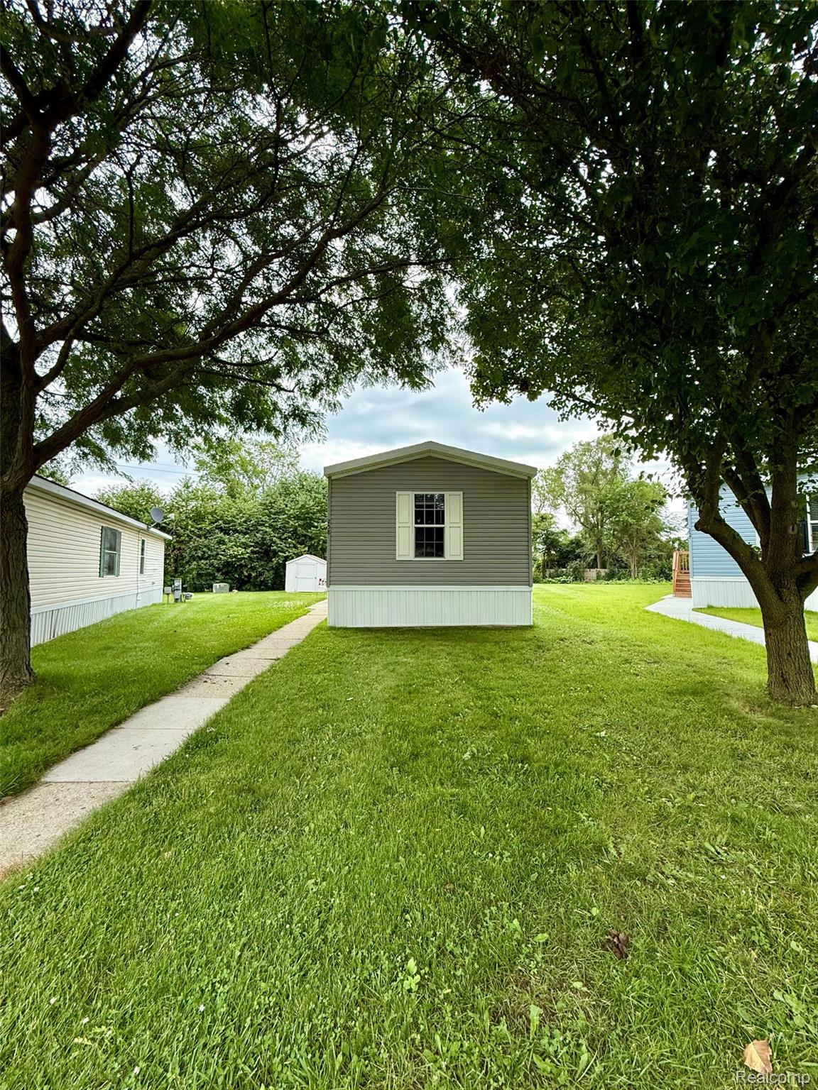 258 Diamond Circle — photo