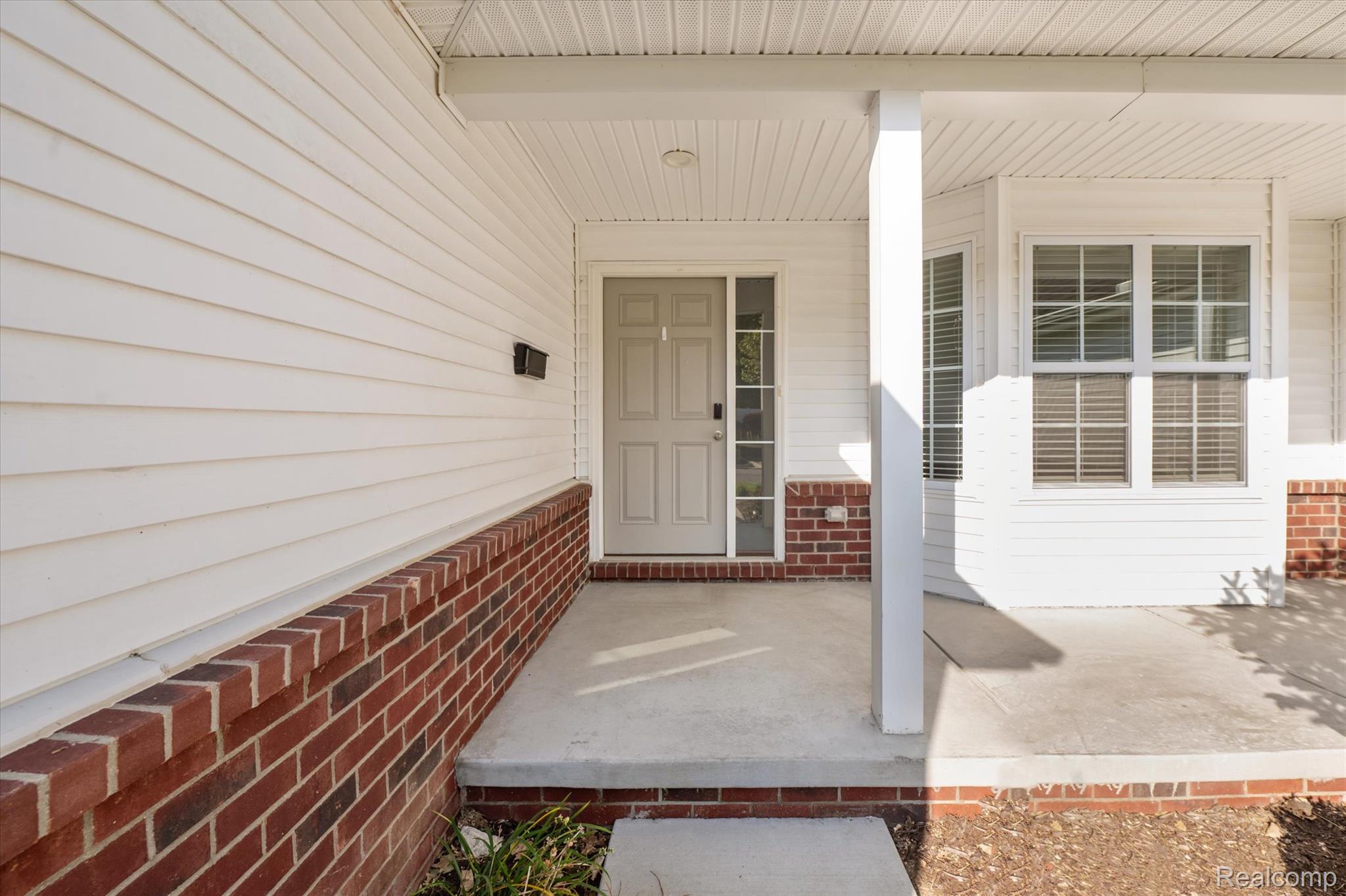 816 Nelsons Ridge Drive, Howell, MI 48843 — photo 2