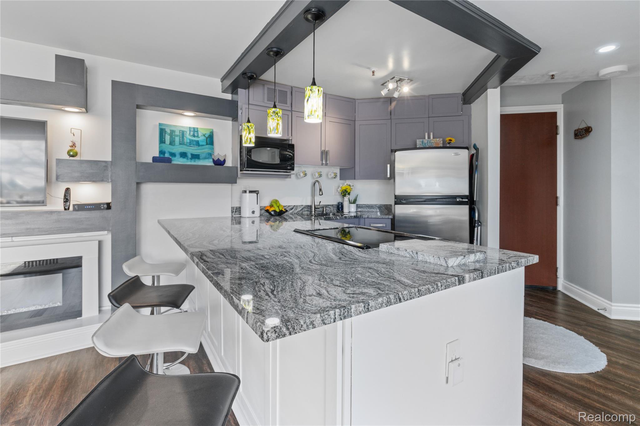1001 W Jefferson Avenue Unit 2H — photo