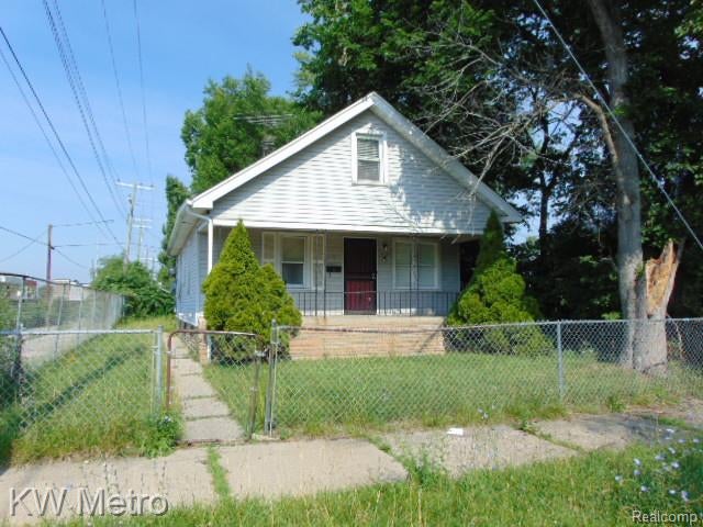 17125 Archdale Street — photo