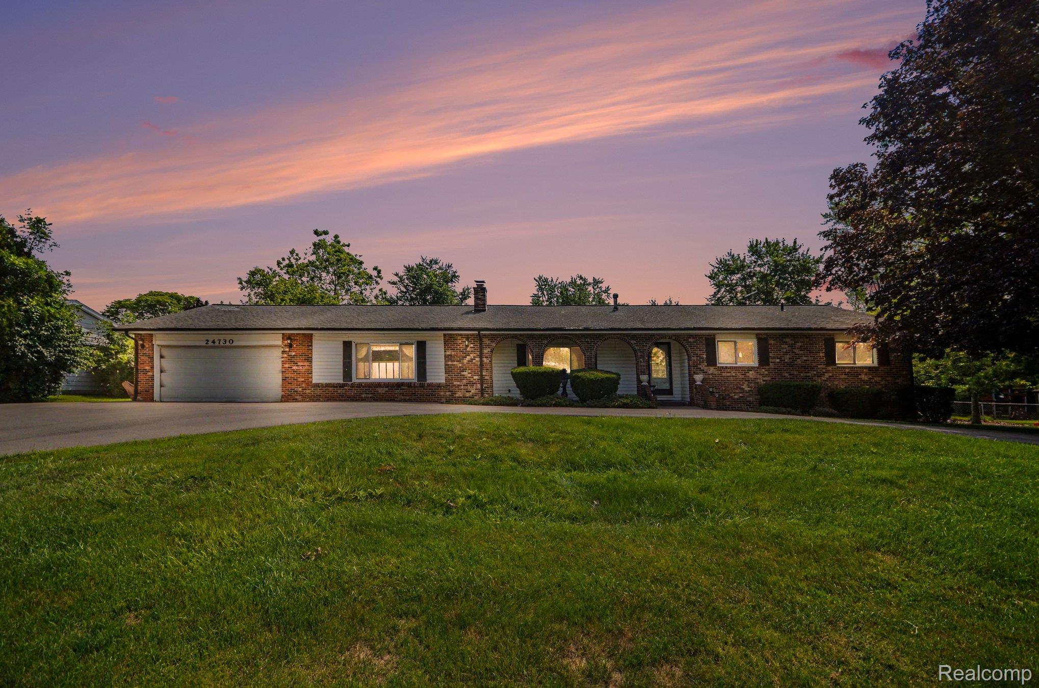 24730 Creekside Drive — photo