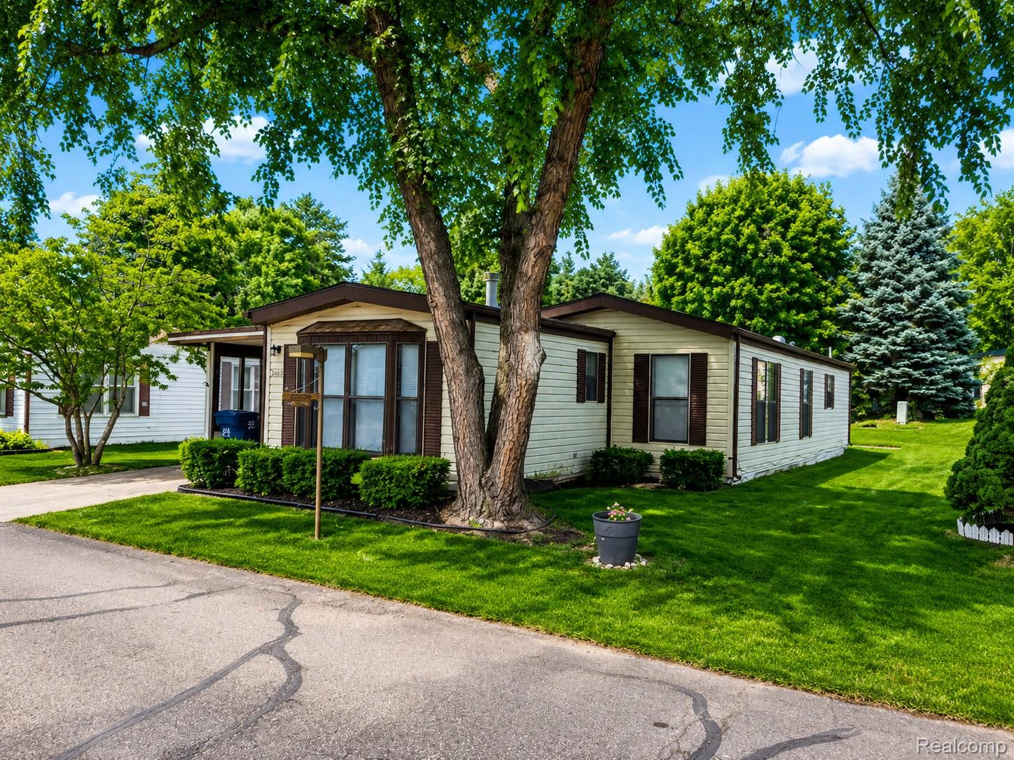2663 Chickadee Street — photo