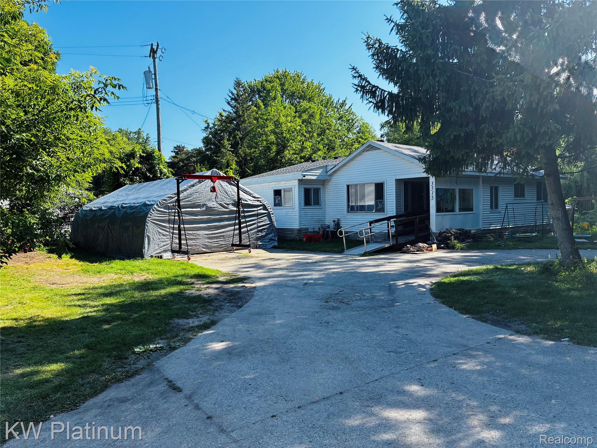 3515 Shreeve Court — photo