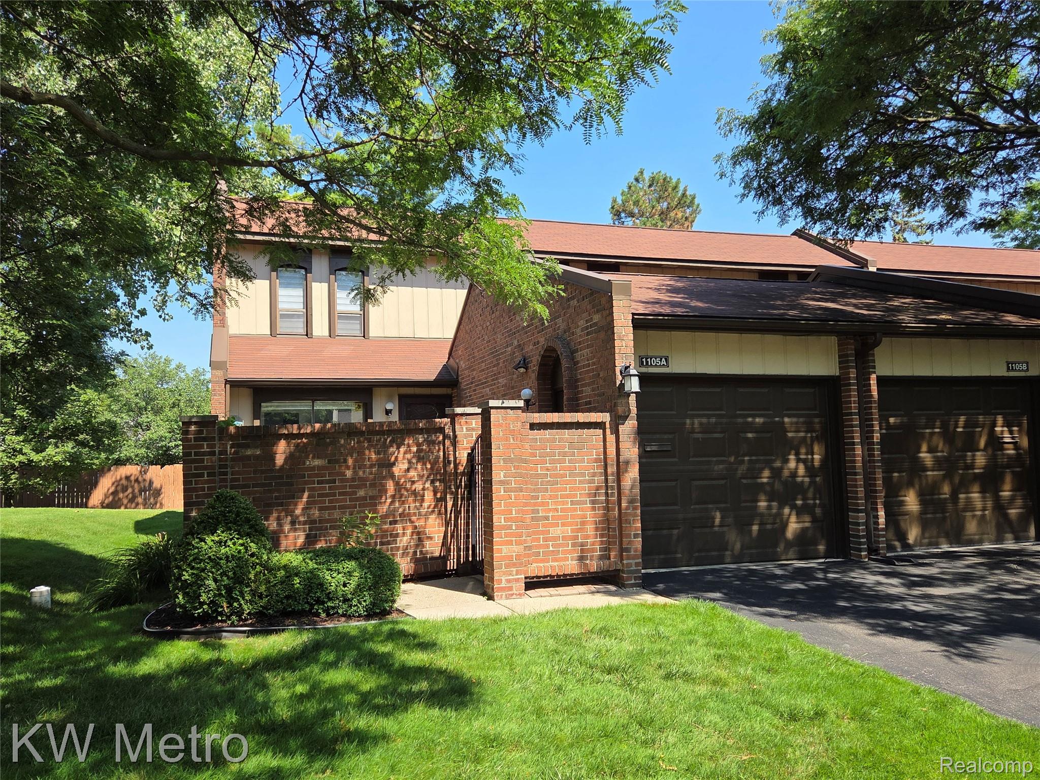 1105 Kirts Boulevard a — photo