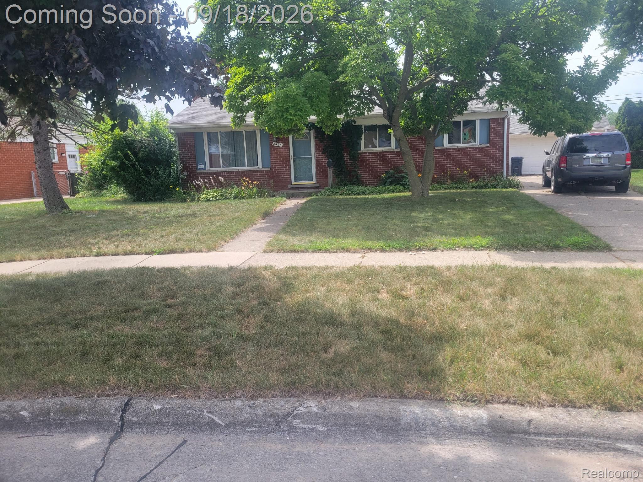 8436 Antwerp Drive — photo