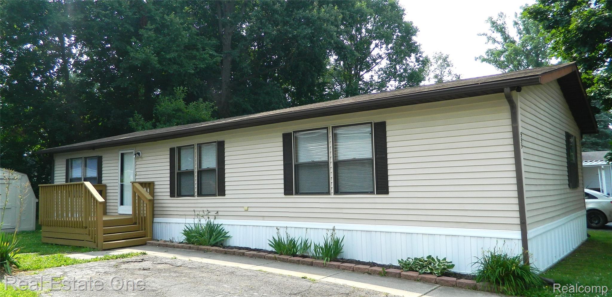 555 Turquoise Drive — photo