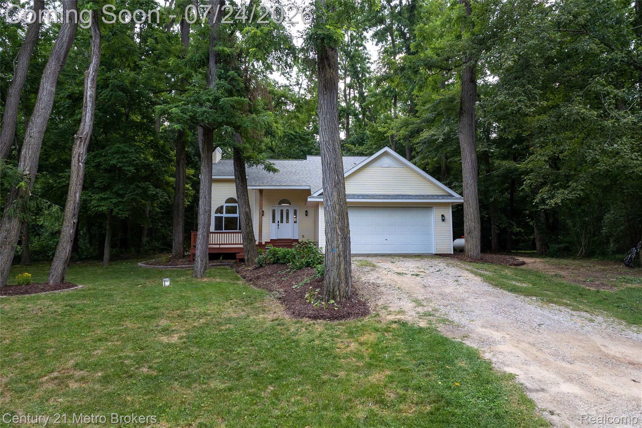 15117 Locust Grove Drive — photo