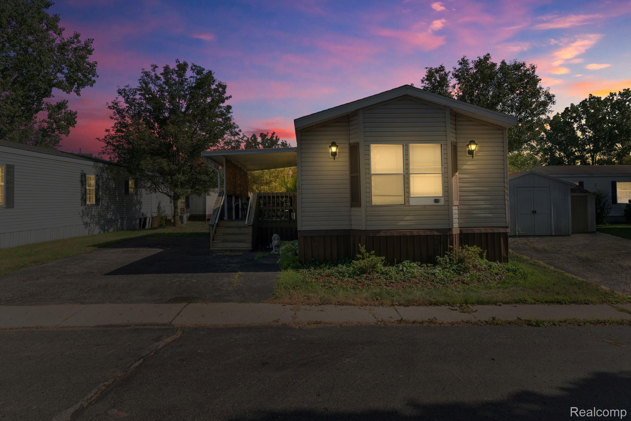 351 North Squirrel Road 141 — photo