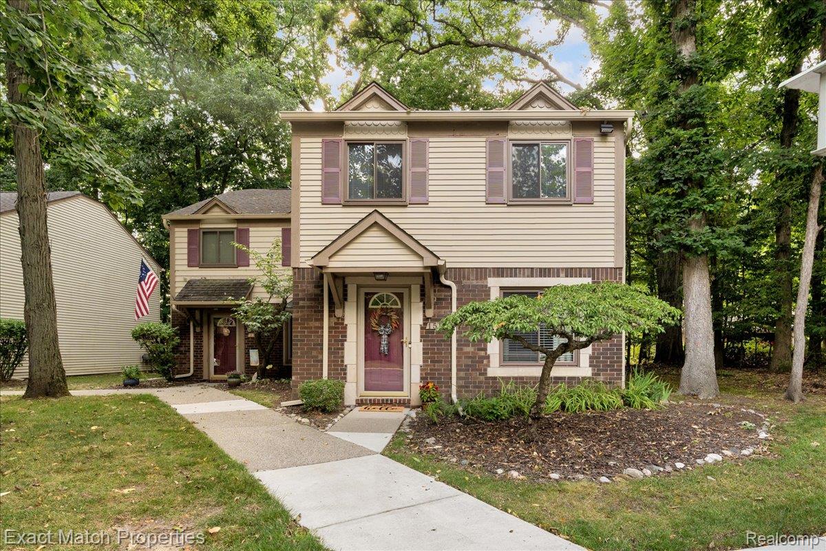 1514 Streamwood Court — photo