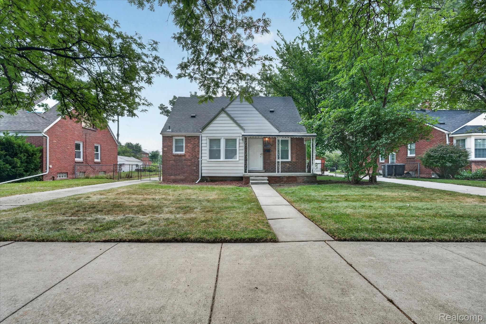 11548 Cardwell Street — photo