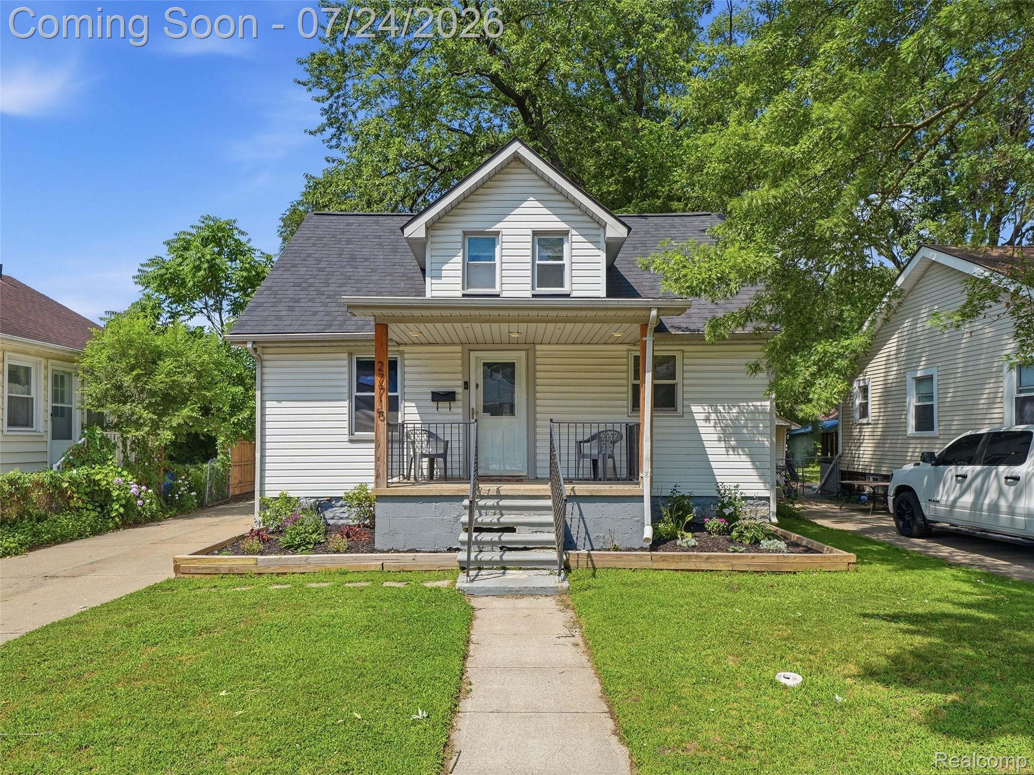 27715 Park Court — photo