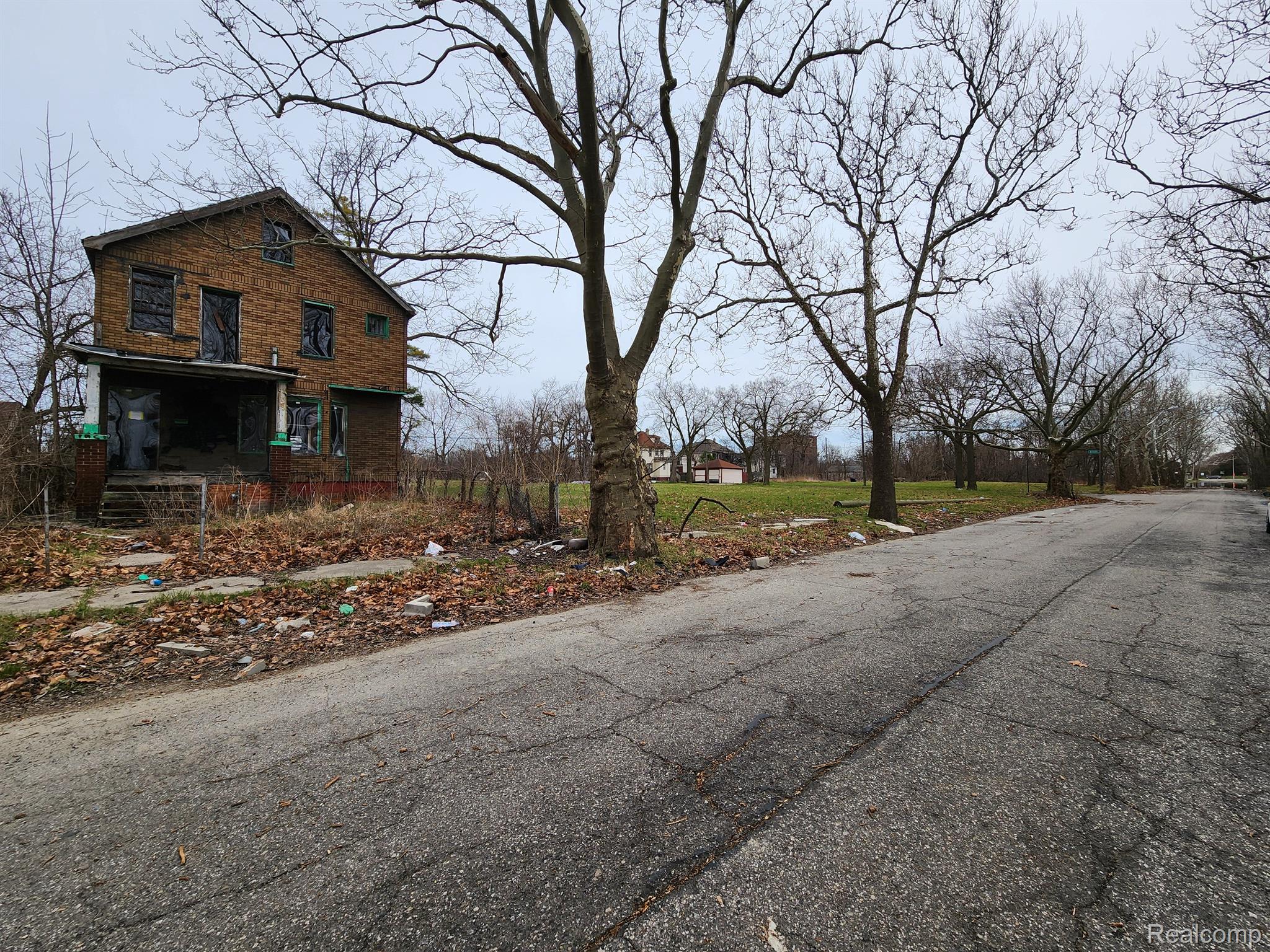 1528 Gray Street — photo